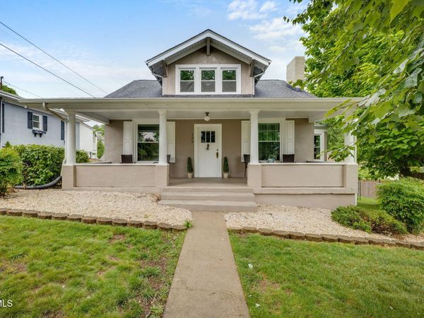 725 Park Street, Bristol, VA 24201