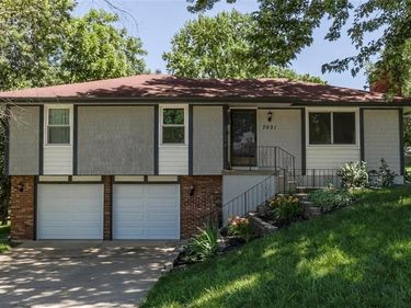 7021 NW Wheaton Avenue, Kansas City, MO 64152