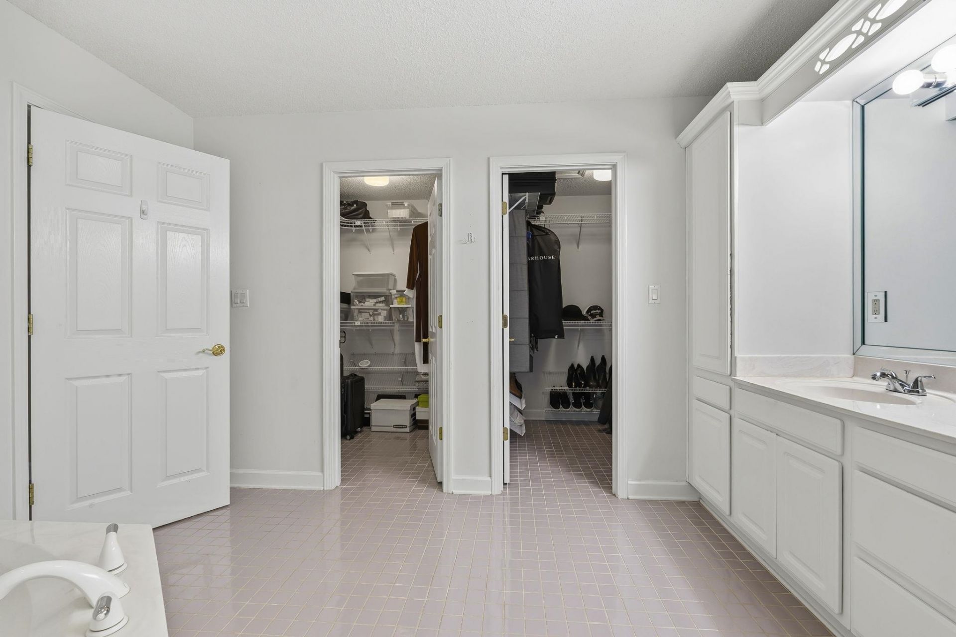 810 Brenda Pl.  Photo 21