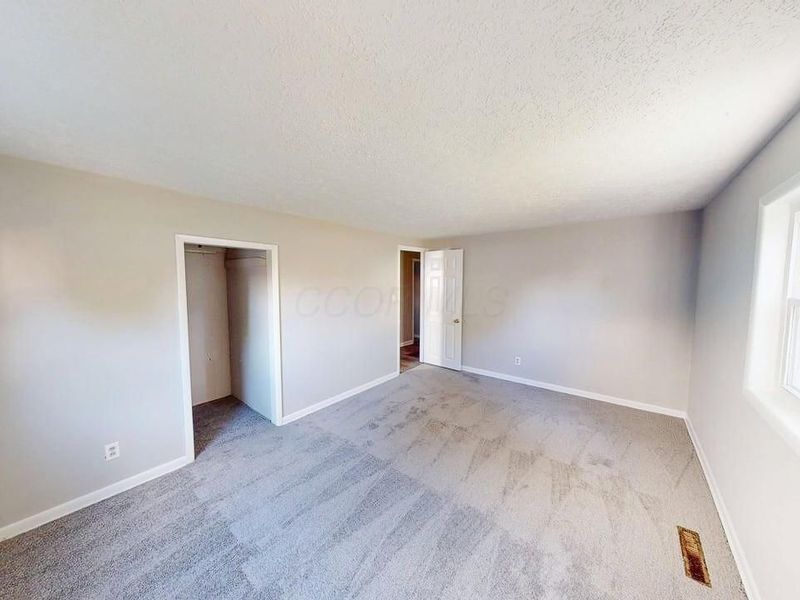 705 Riverview Drive , Columbus, OH 43202 Photo 21