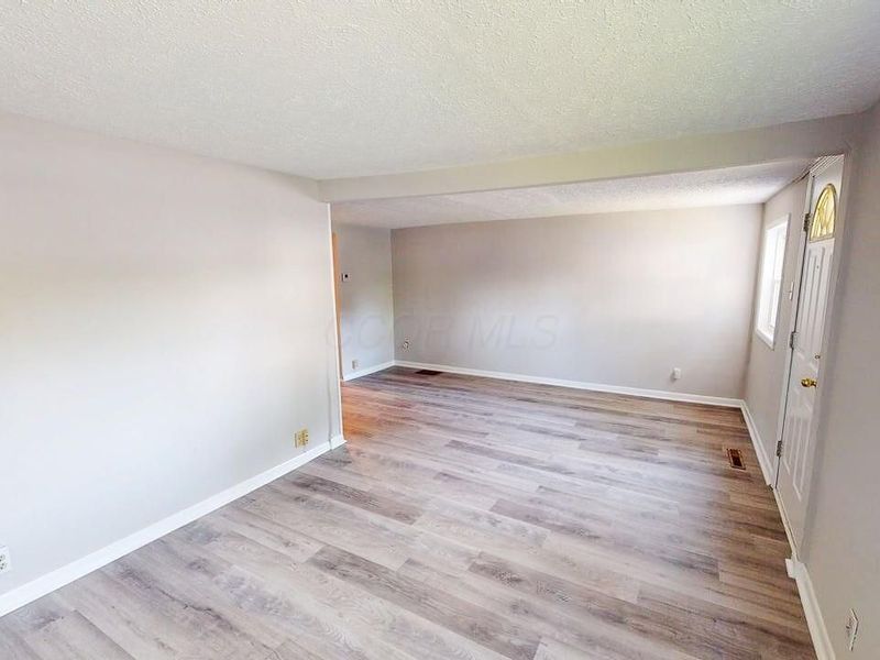 705 Riverview Drive , Columbus, OH 43202 Photo 6