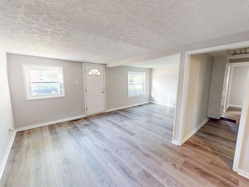705 Riverview Drive , Columbus, OH 43202 Photo 9