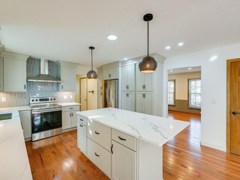 811 Mountainview Drive , Westerville, OH 43081 Photo 18