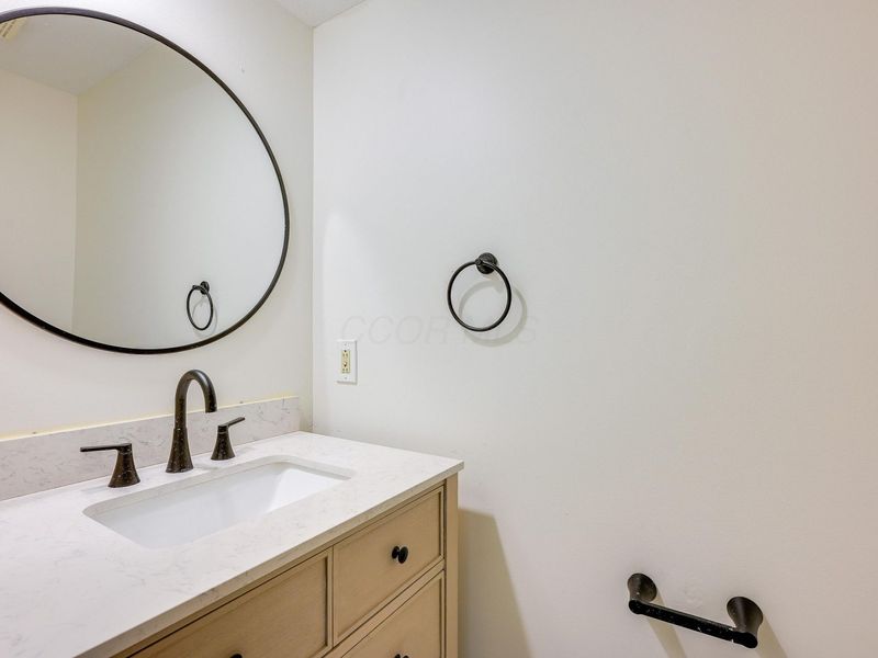 811 Mountainview Drive , Westerville, OH 43081 Photo 22