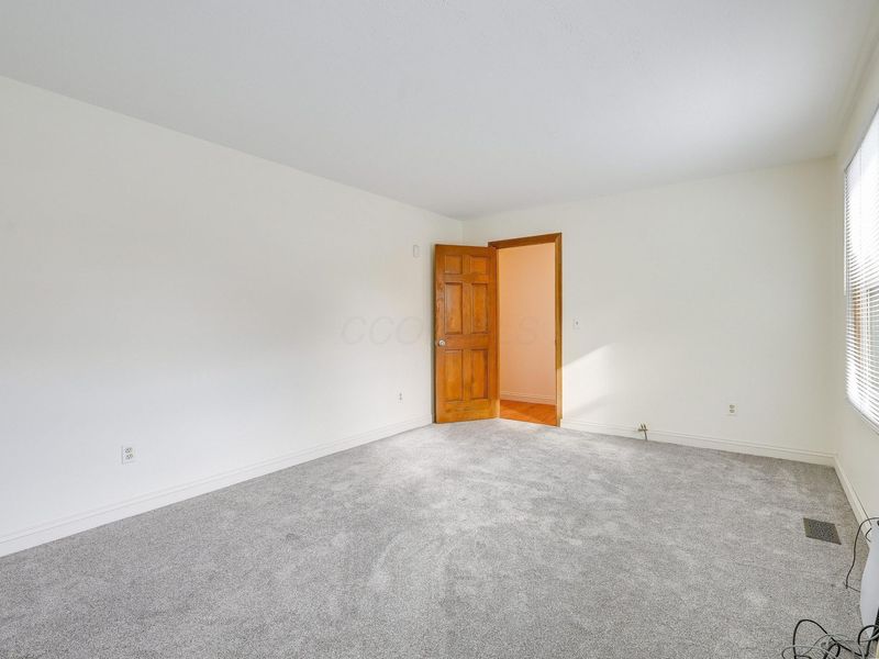 811 Mountainview Drive , Westerville, OH 43081 Photo 24