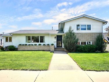 65 E Broadway Street, Winona, MN 55987