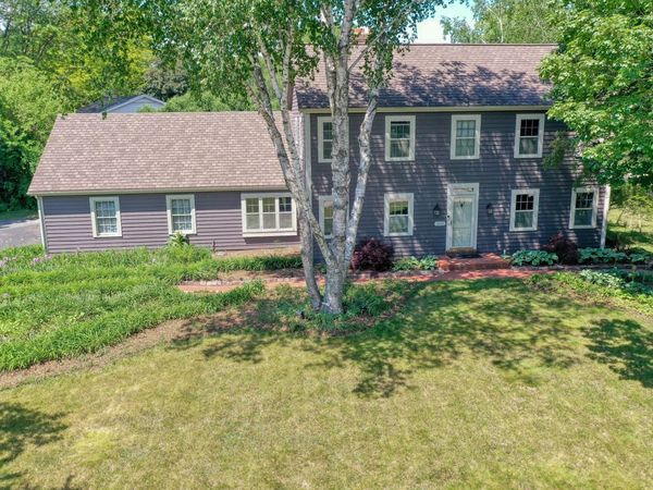 1895 Village Green Ct, Elm Grove, WI 53122