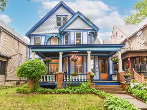 933 N 34th St, Milwaukee, WI 53208