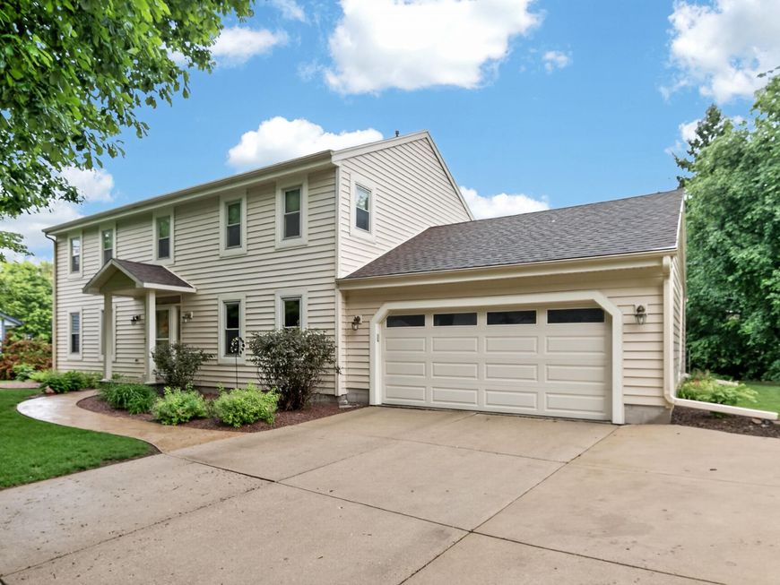 Main Photo