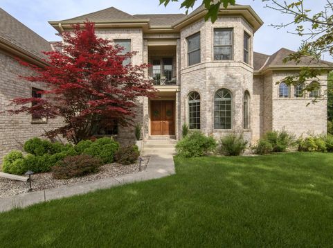 Main Photo