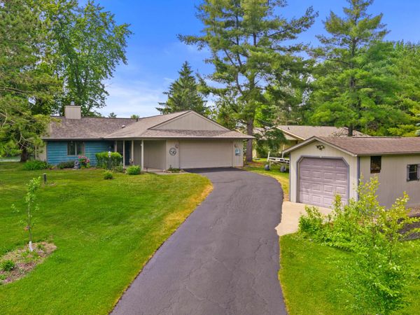 N189 Cedar Springs Cir, Marion, WI 54960