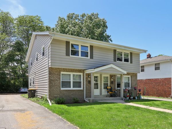 6437 Powell Pl, Unit 6439, Wauwatosa, WI 53213