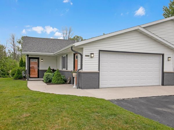 1309 N 49th St, Sheboygan, WI 53081