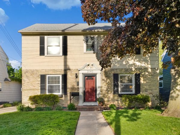 2140 Paris Avenue SE, Grand Rapids, MI 49507