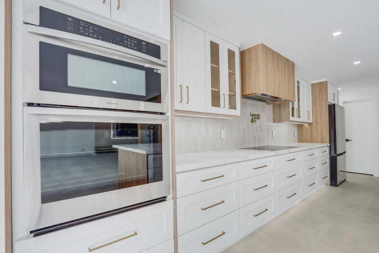 391 W Riverside Drive, Tequesta, FL 33469 Photo