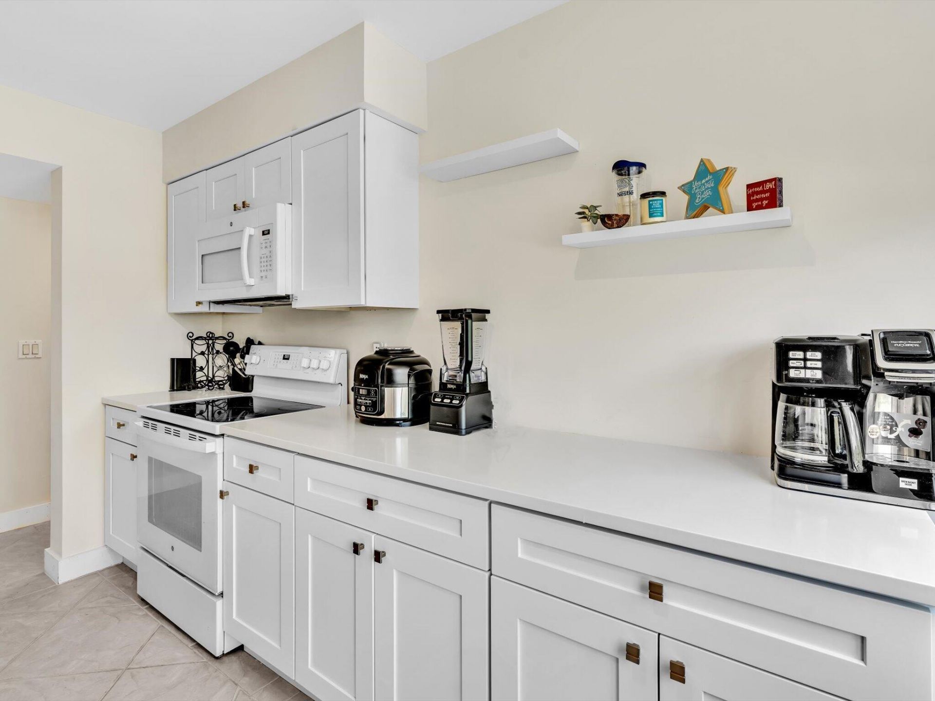 2455 Lindell Boulevard, Unit 3401, Delray Beach, FL 33444 Photo