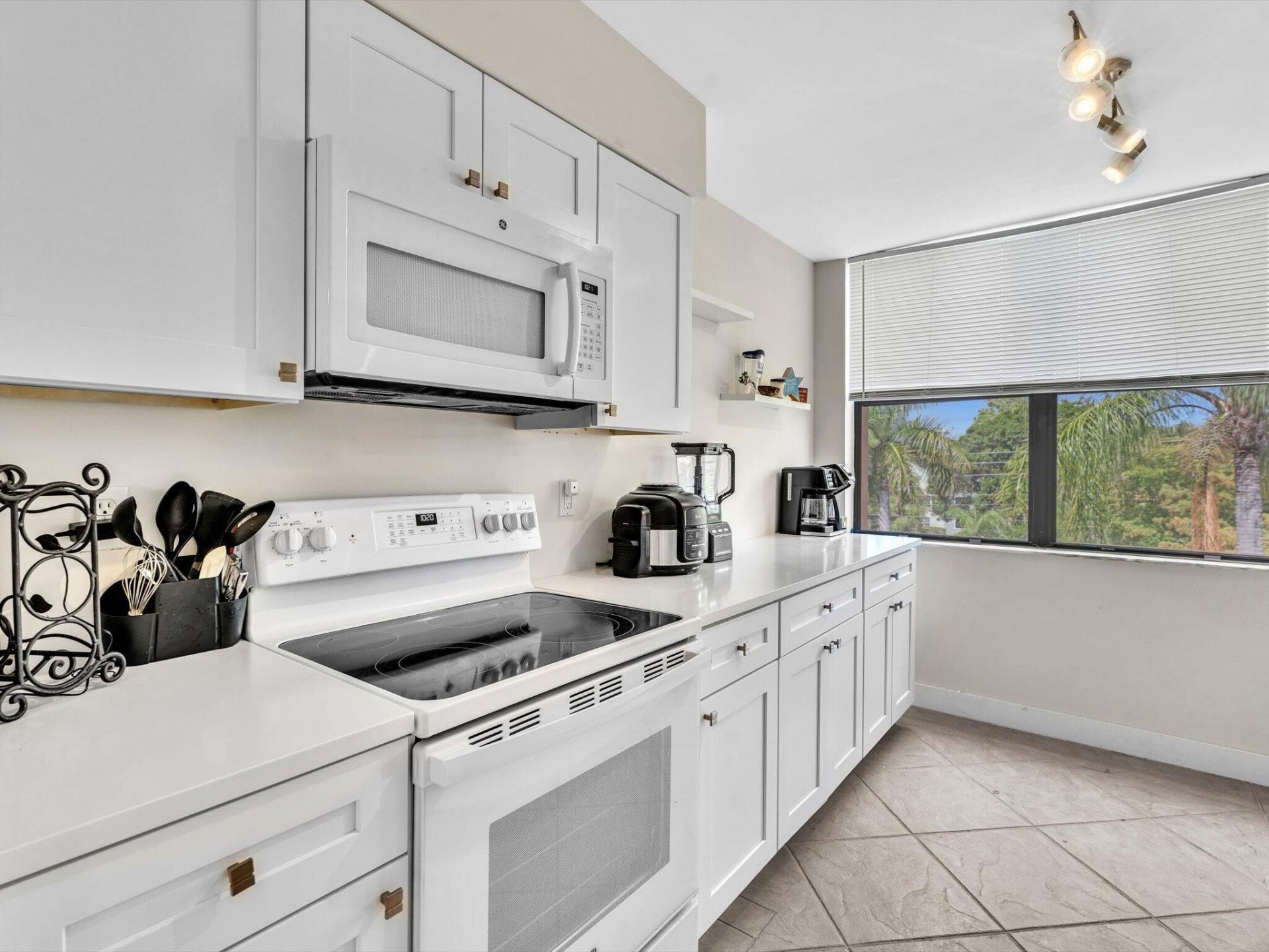 2455 Lindell Boulevard, Unit 3401, Delray Beach, FL 33444 Photo