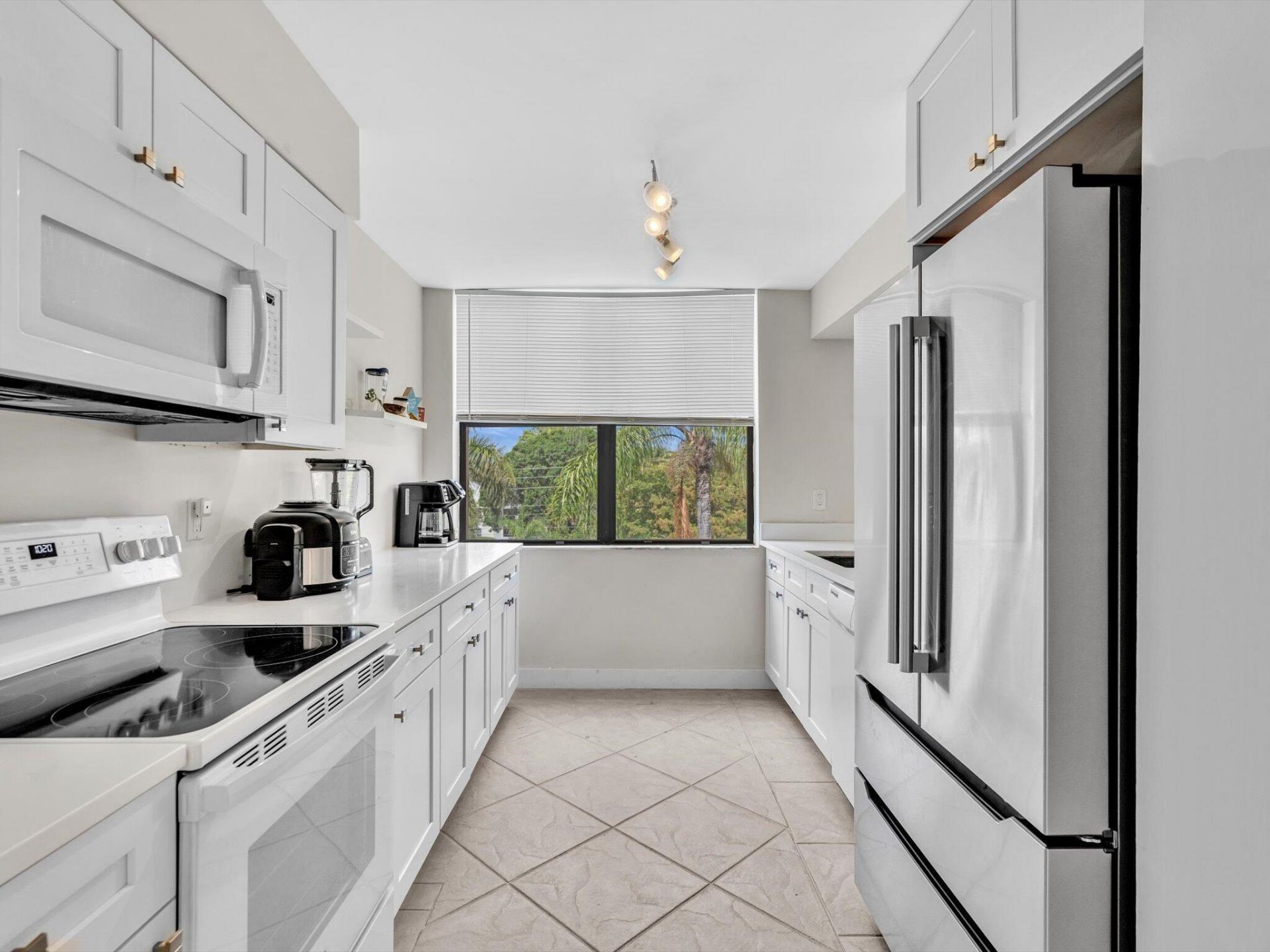 2455 Lindell Boulevard, Unit 3401, Delray Beach, FL 33444 Photo