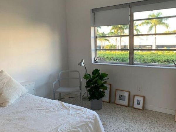 649 SW 9th Street, Unit 301, Miami, FL 33130
