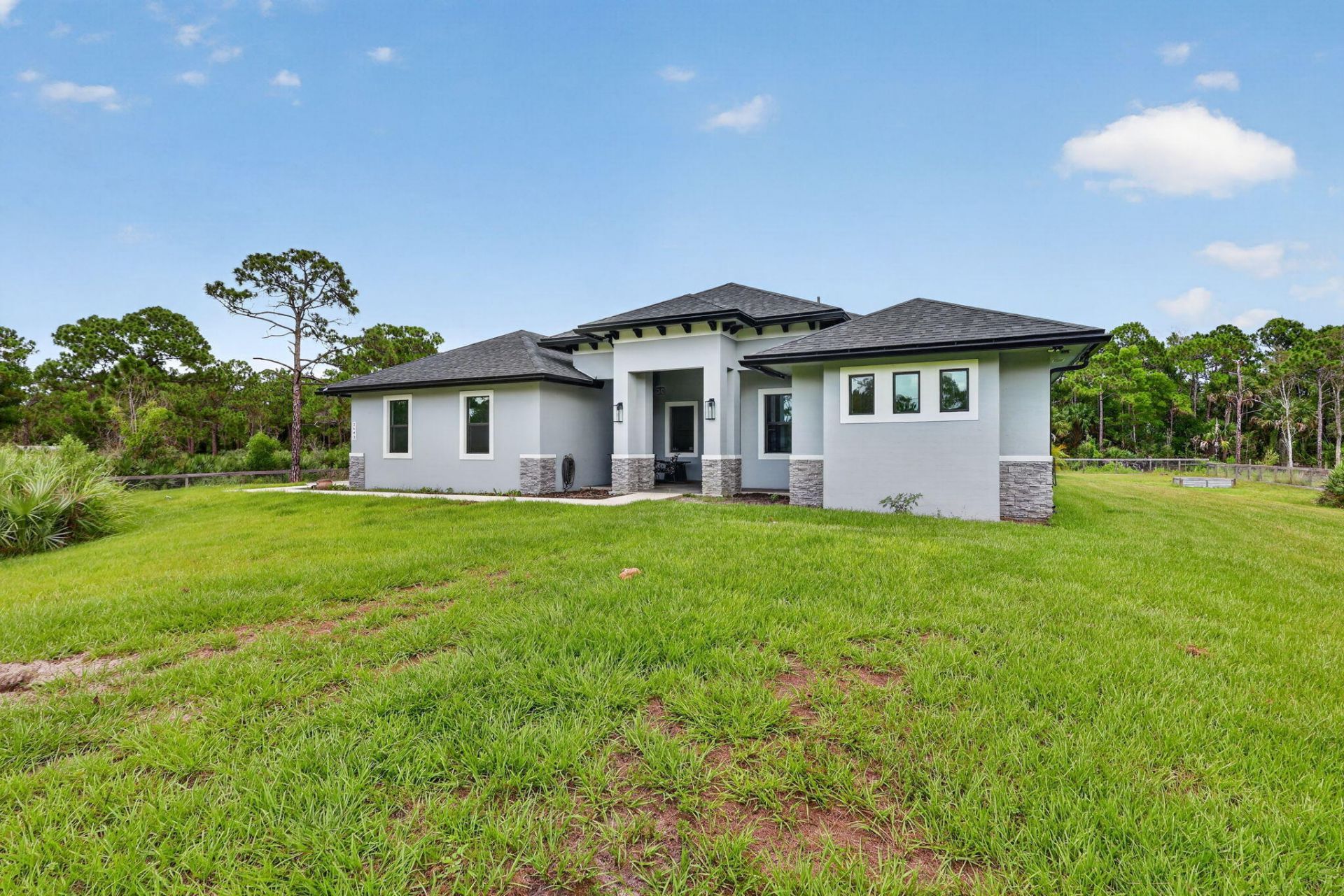 2643 Dyer Road, Fort Pierce, FL 34952 Photo