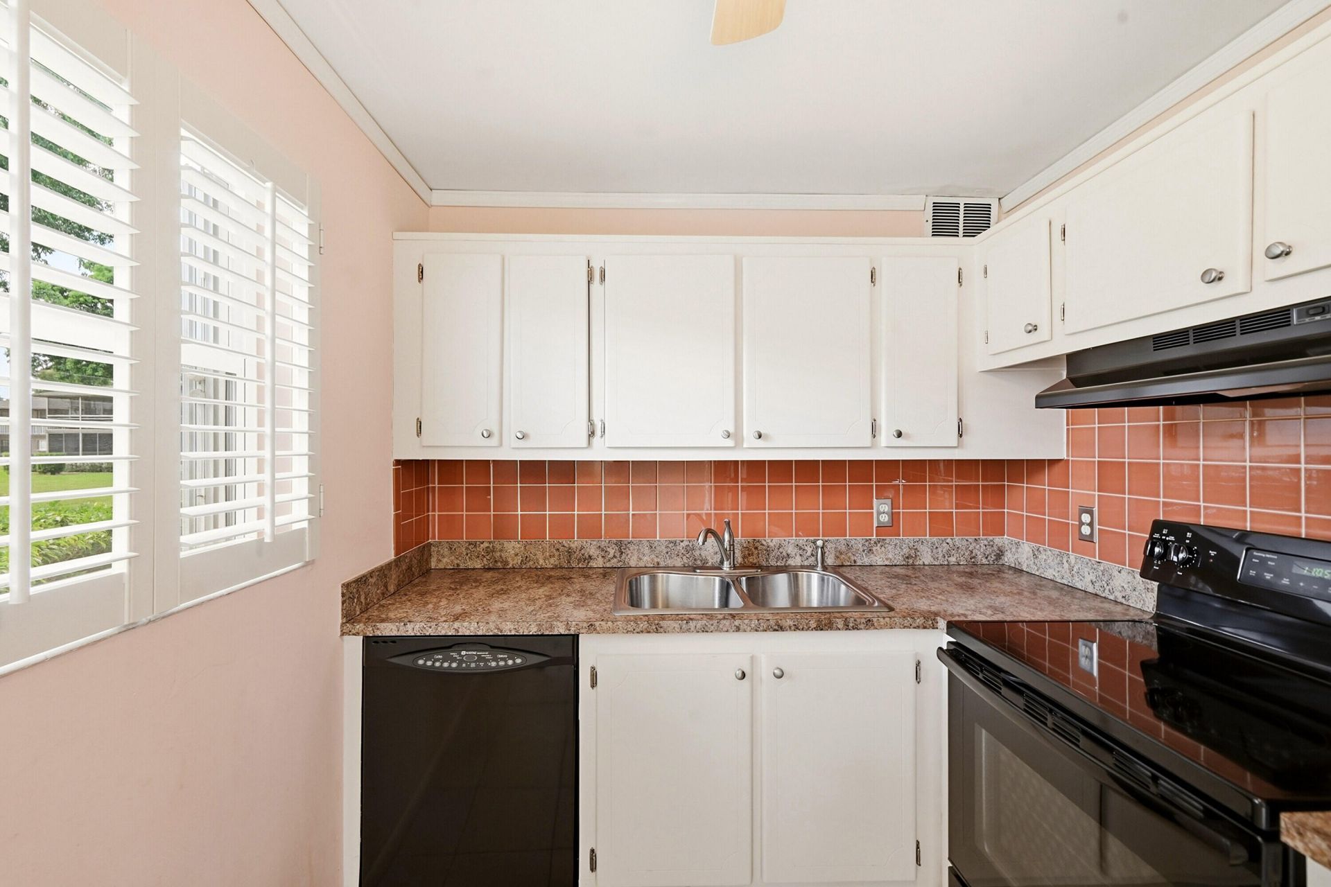 132 Cambridge F, West Palm Beach, FL 33417 Photo
