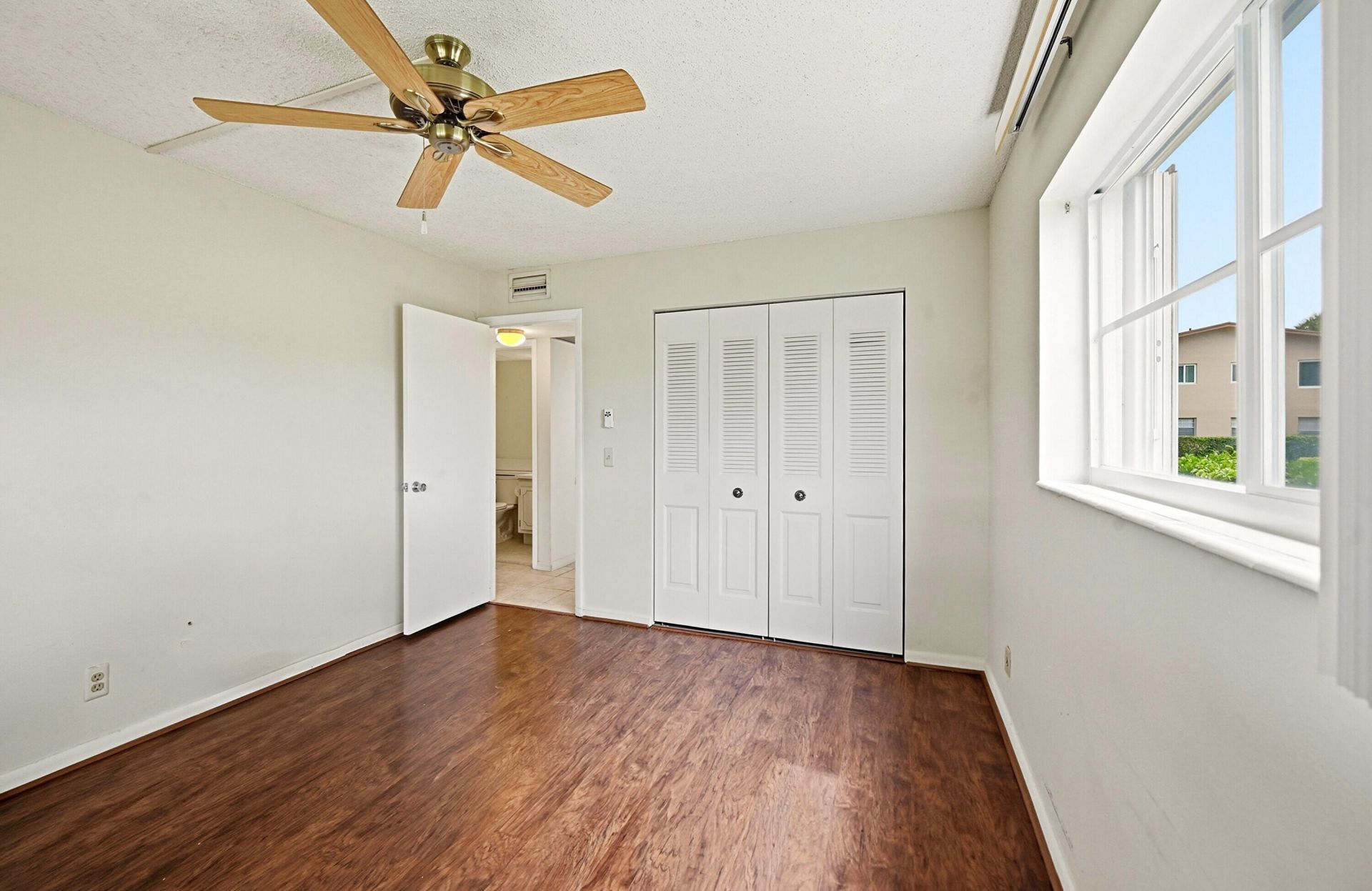 132 Cambridge F, West Palm Beach, FL 33417 Photo