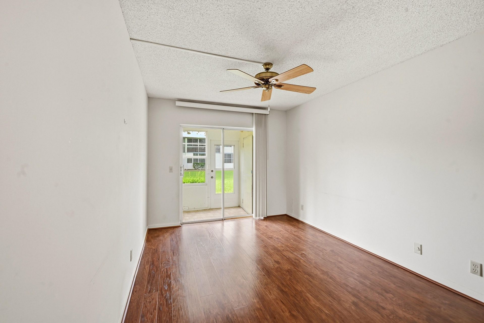 132 Cambridge F, West Palm Beach, FL 33417 Photo