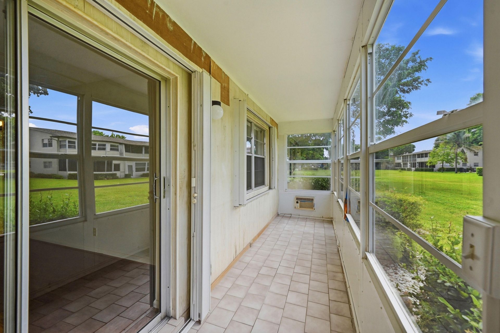 132 Cambridge F, West Palm Beach, FL 33417 Photo