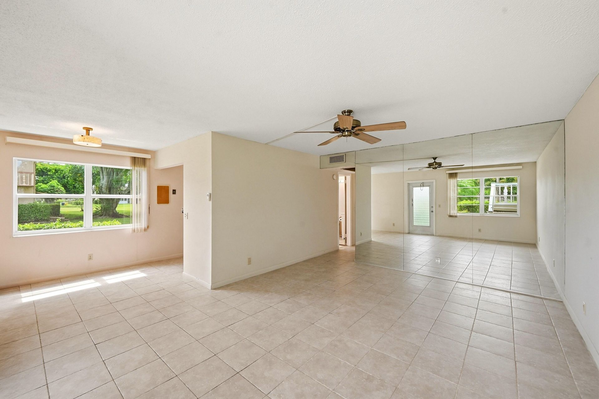 132 Cambridge F, West Palm Beach, FL 33417 Photo
