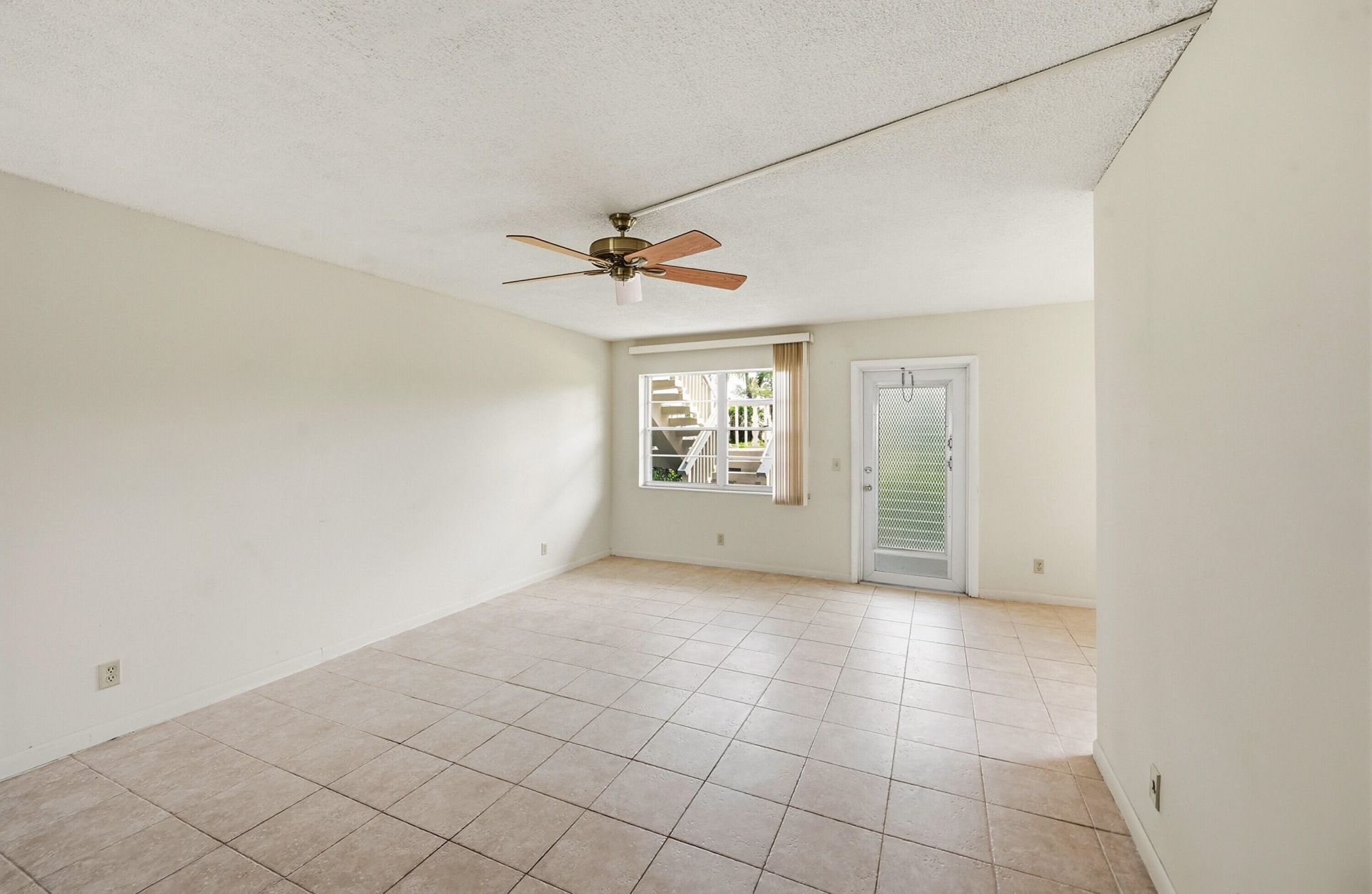 132 Cambridge F, West Palm Beach, FL 33417 Photo