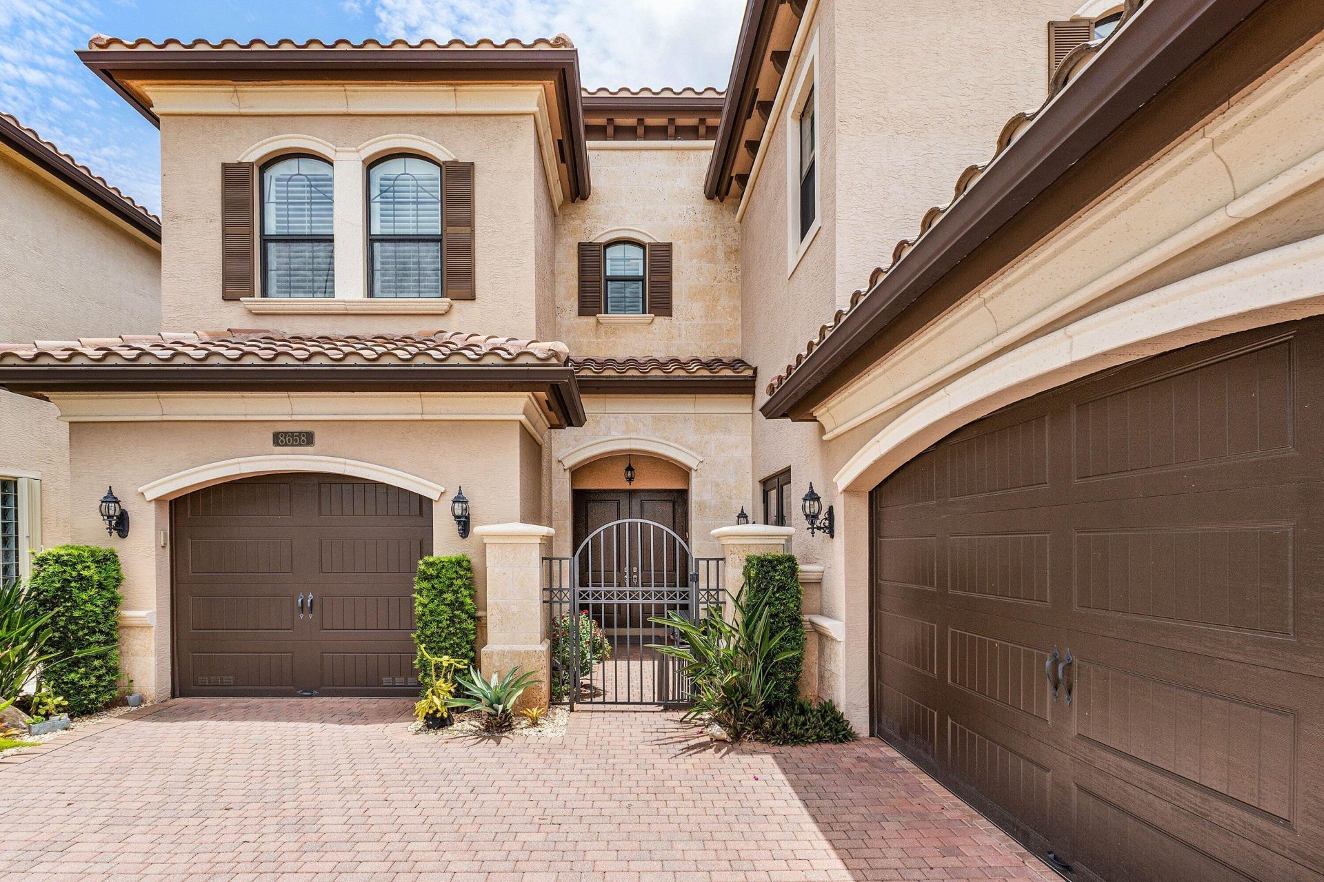 8658 Lewis River Road, Delray Beach, FL 33446 Photo