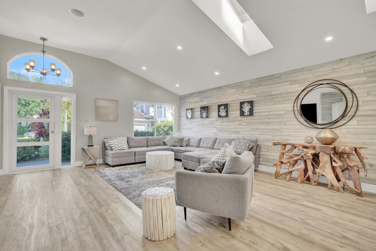 116 Cypress Cove, Jupiter, FL 33458 Photo