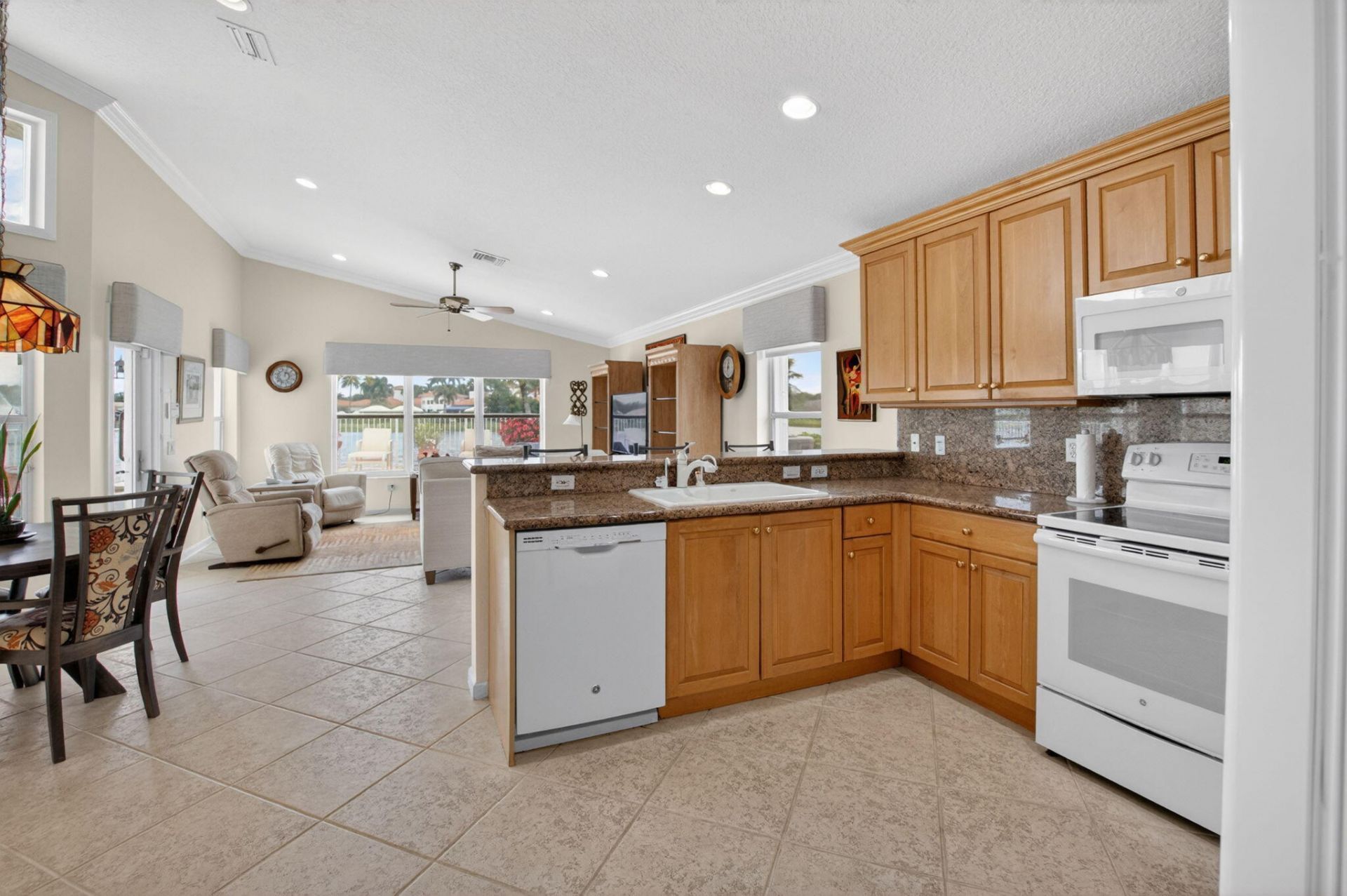 13461 Barcelona Lake Circle, Delray Beach, FL 33446 Photo