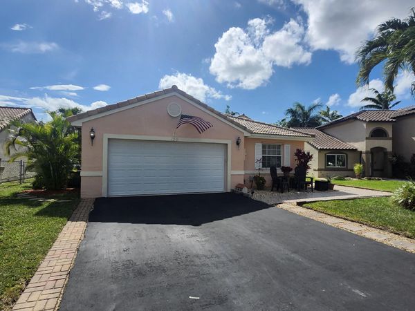 120 NW 189th Avenue NW, Pembroke Pines, FL 33029