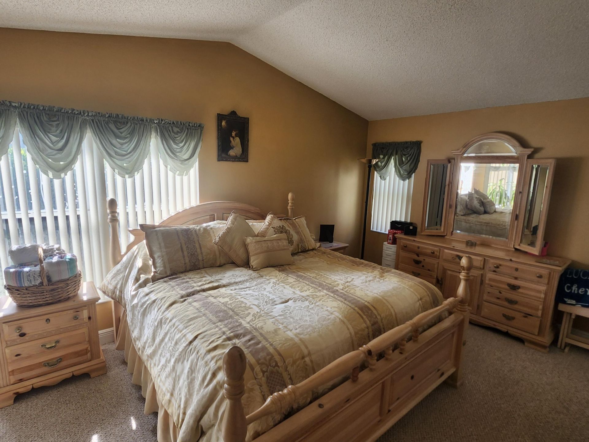 120 NW 189th Avenue Nw, Pembroke Pines, FL 33029 Photo