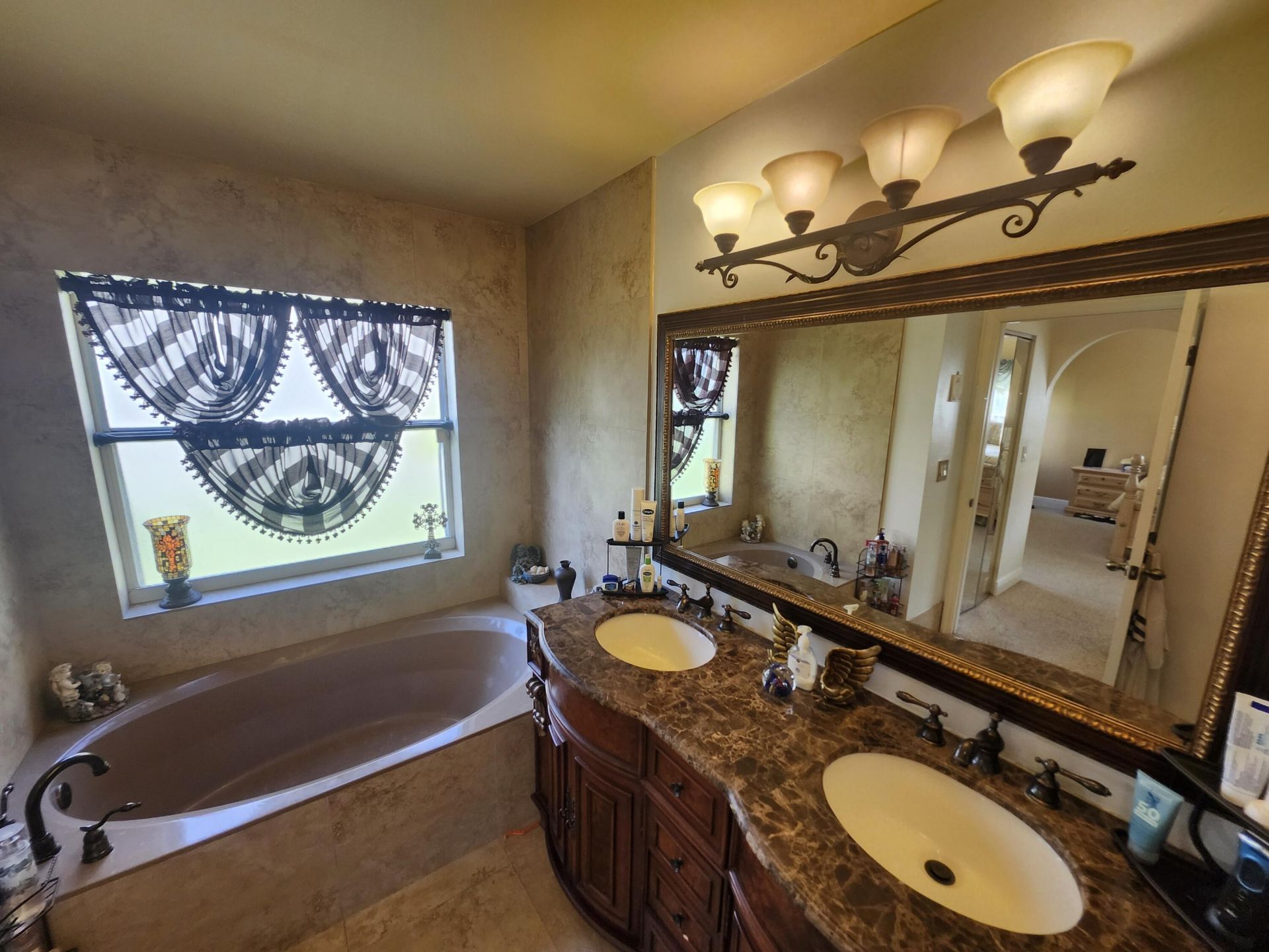 120 NW 189th Avenue Nw, Pembroke Pines, FL 33029 Photo
