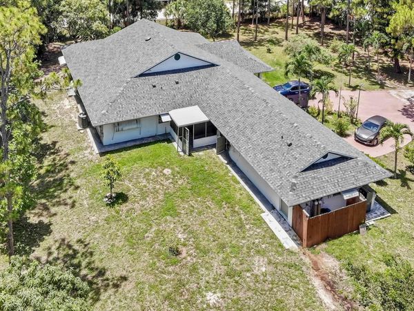 16476 107th Drive N, Jupiter, FL 33478