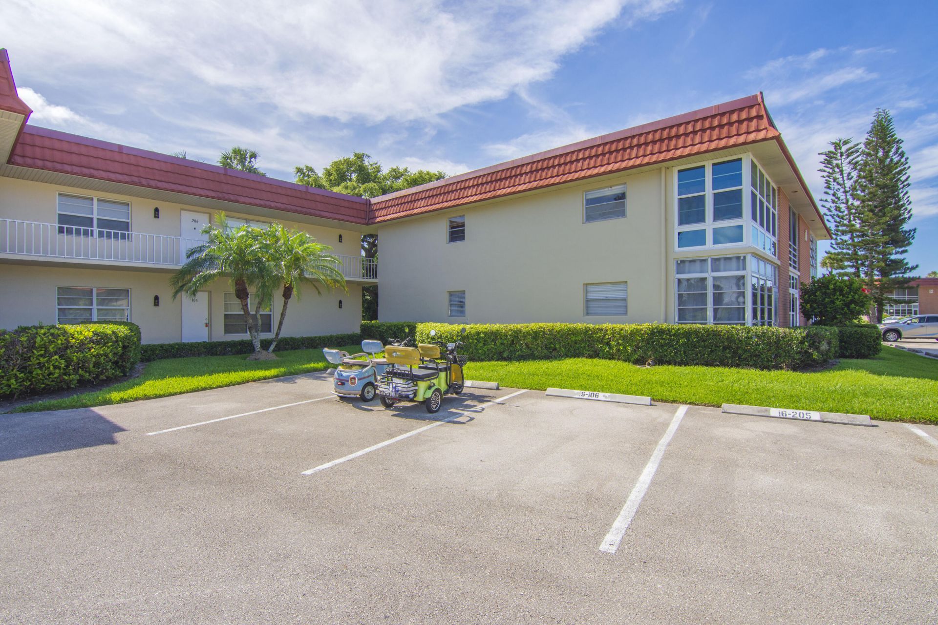 16 Vista Palm Lane, Unit 106, Vero Beach, FL 32962 Photo