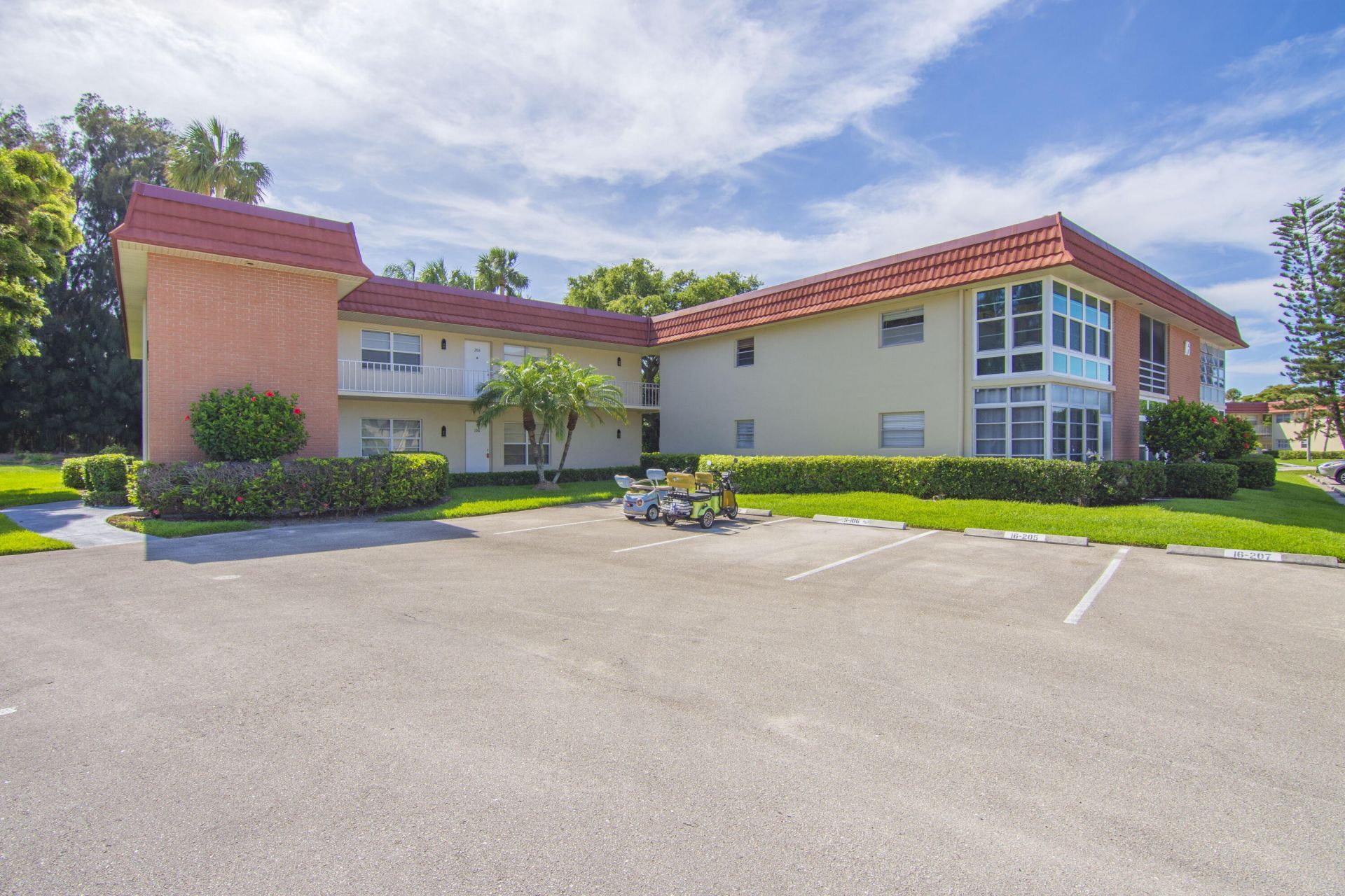 16 Vista Palm Lane, Unit 106, Vero Beach, FL 32962 Photo