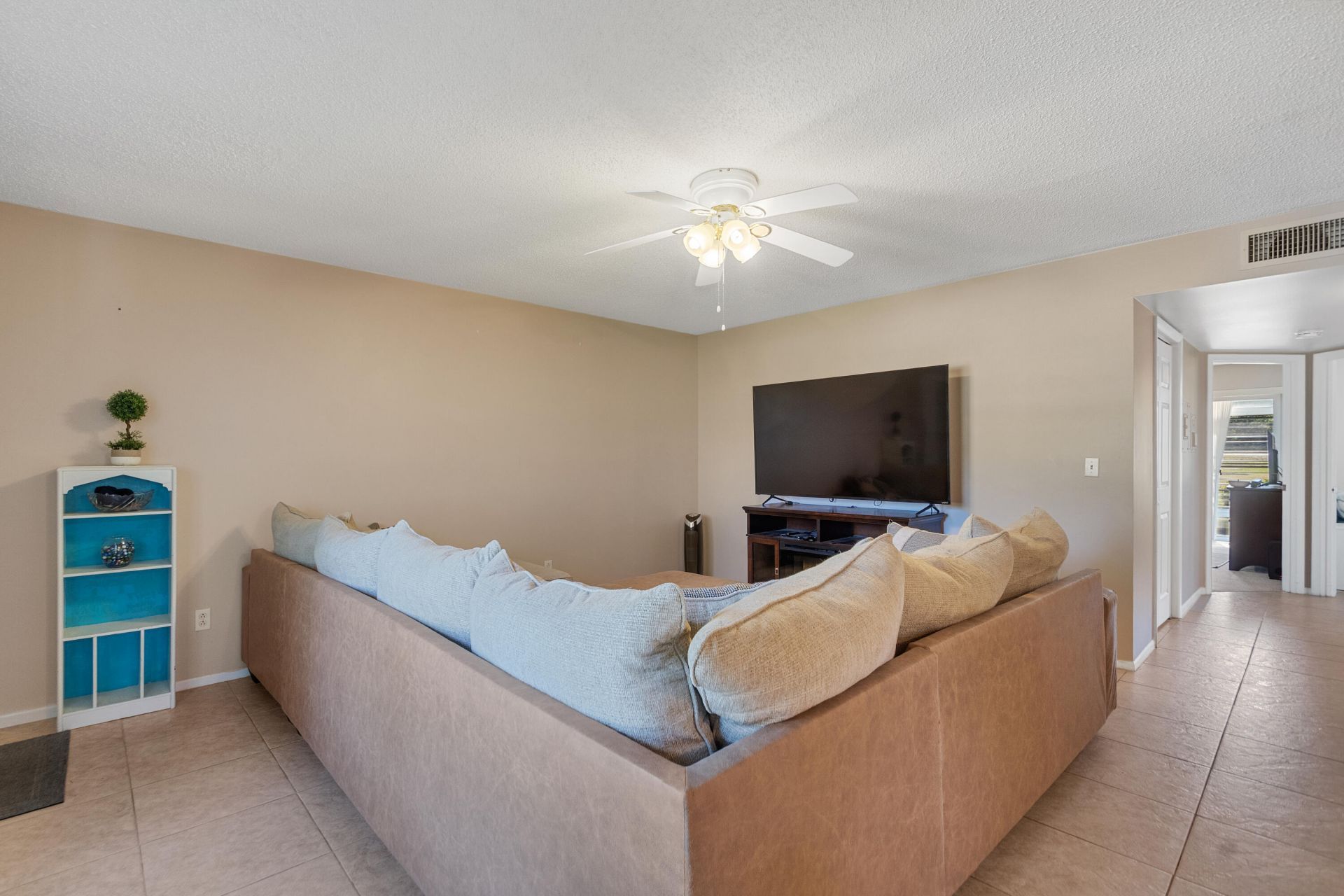 16 Vista Palm Lane, Unit 106, Vero Beach, FL 32962 Photo