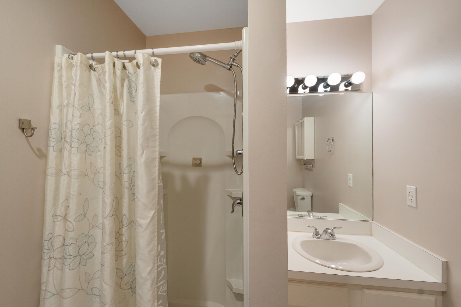 16 Vista Palm Lane, Unit 106, Vero Beach, FL 32962 Photo