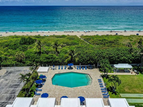 145 S Ocean Avenue, Unit 219, Palm Beach Shores, FL 33404