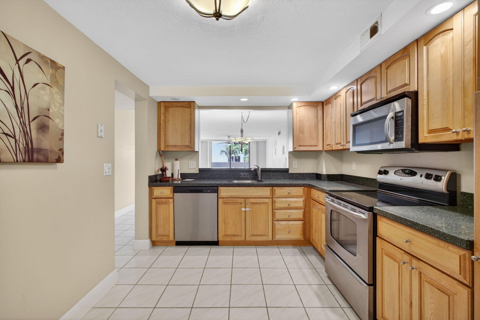 145 S Ocean Avenue, Unit 219, Palm Beach Shores, FL 33404 Photo