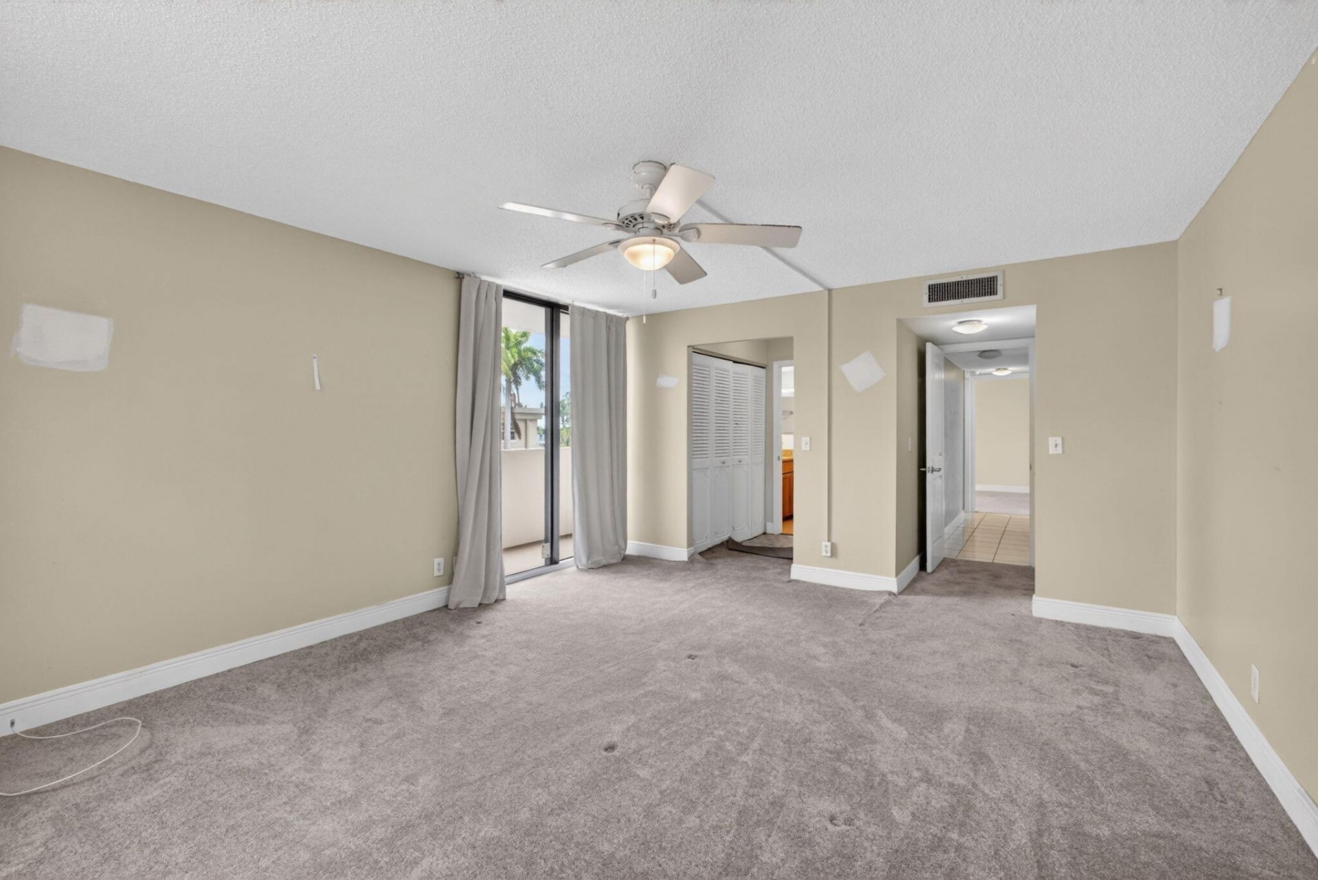 145 S Ocean Avenue, Unit 219, Palm Beach Shores, FL 33404 Photo
