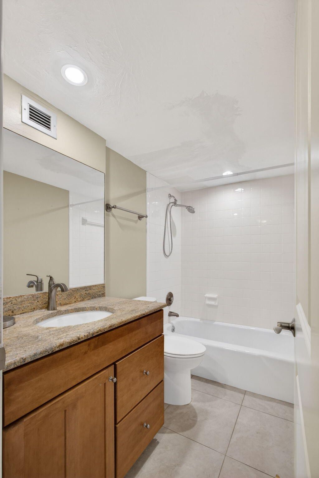 145 S Ocean Avenue, Unit 219, Palm Beach Shores, FL 33404 Photo