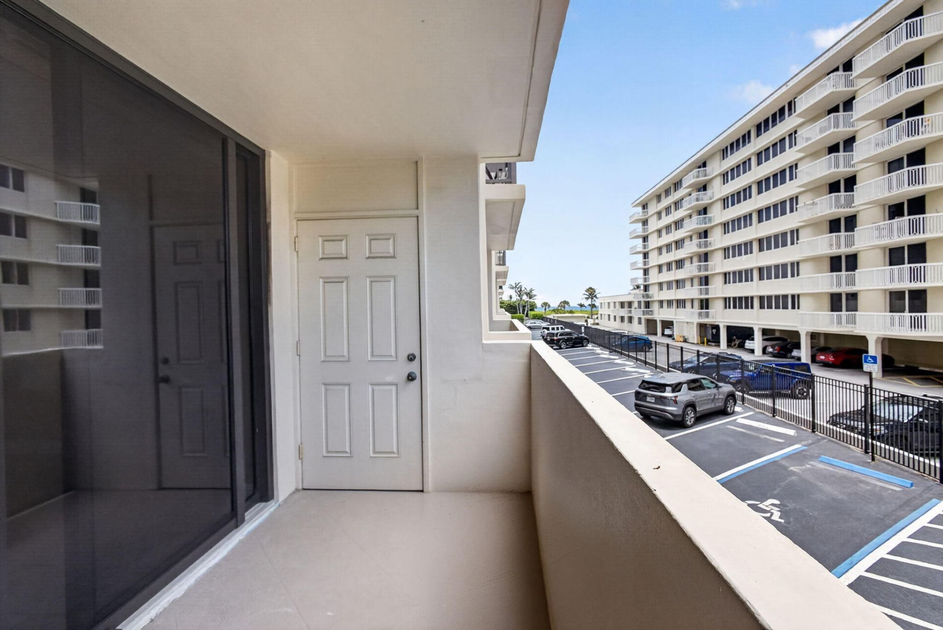 145 S Ocean Avenue, Unit 219, Palm Beach Shores, FL 33404 Photo
