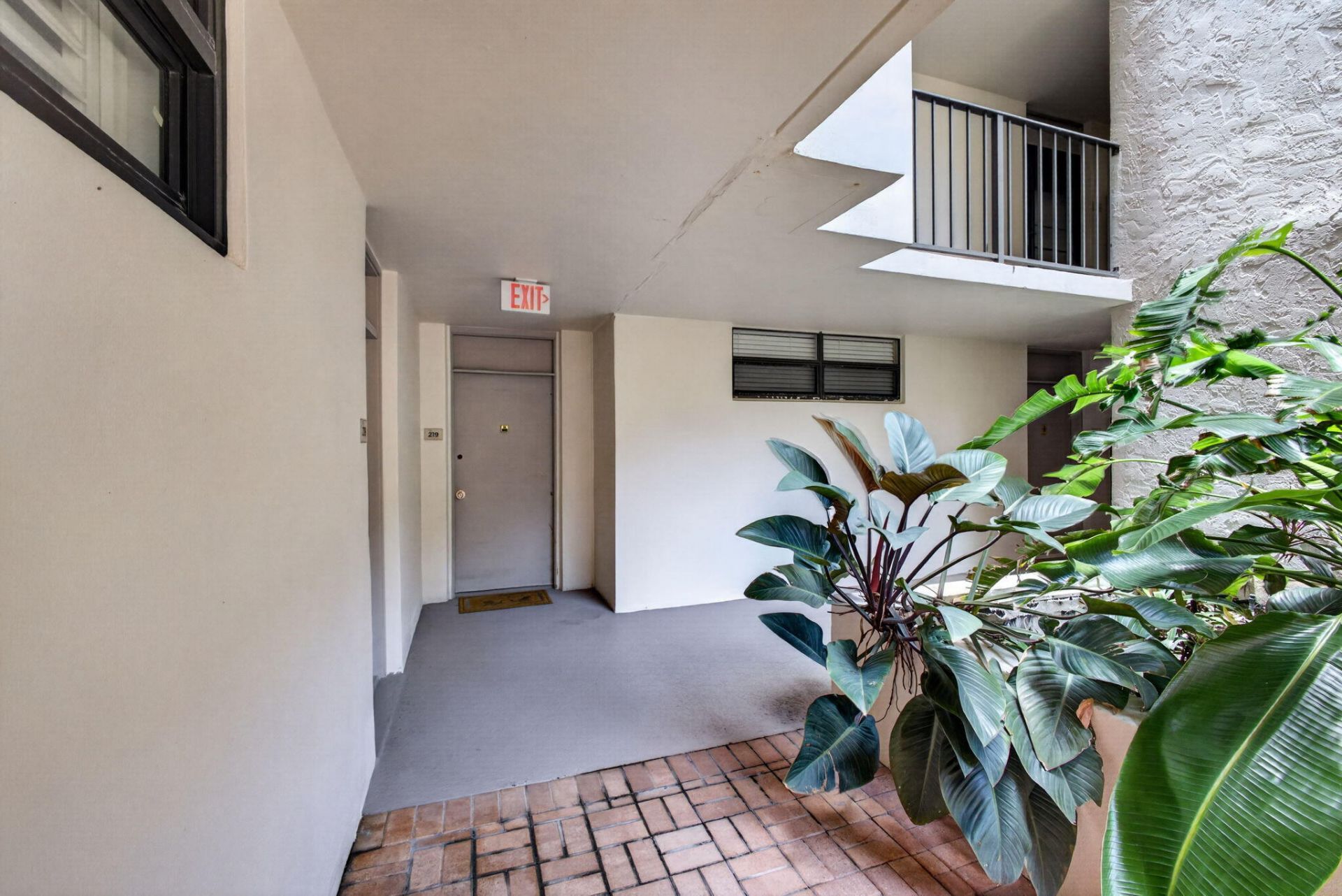 145 S Ocean Avenue, Unit 219, Palm Beach Shores, FL 33404 Photo