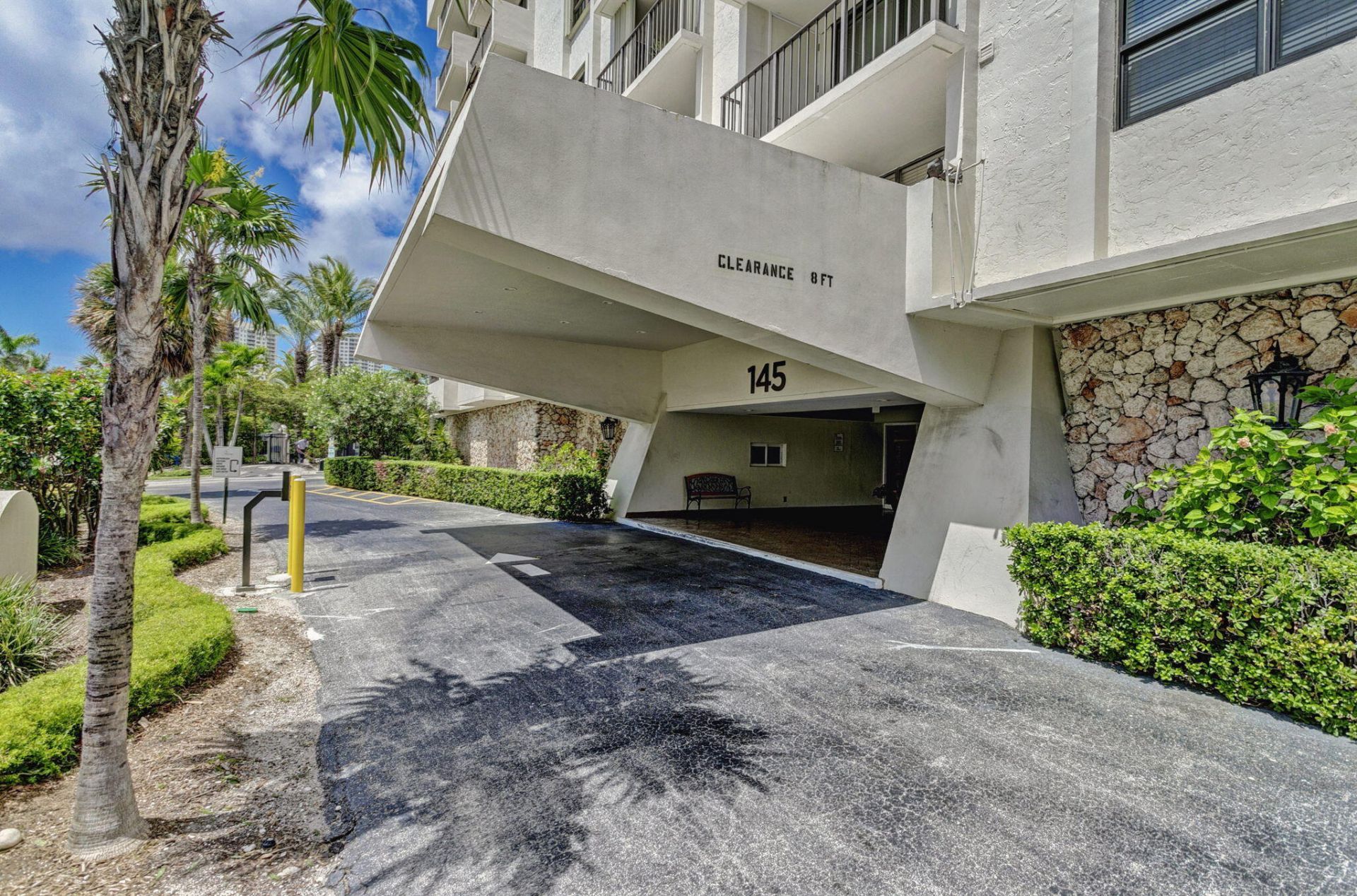 145 S Ocean Avenue, Unit 219, Palm Beach Shores, FL 33404 Photo