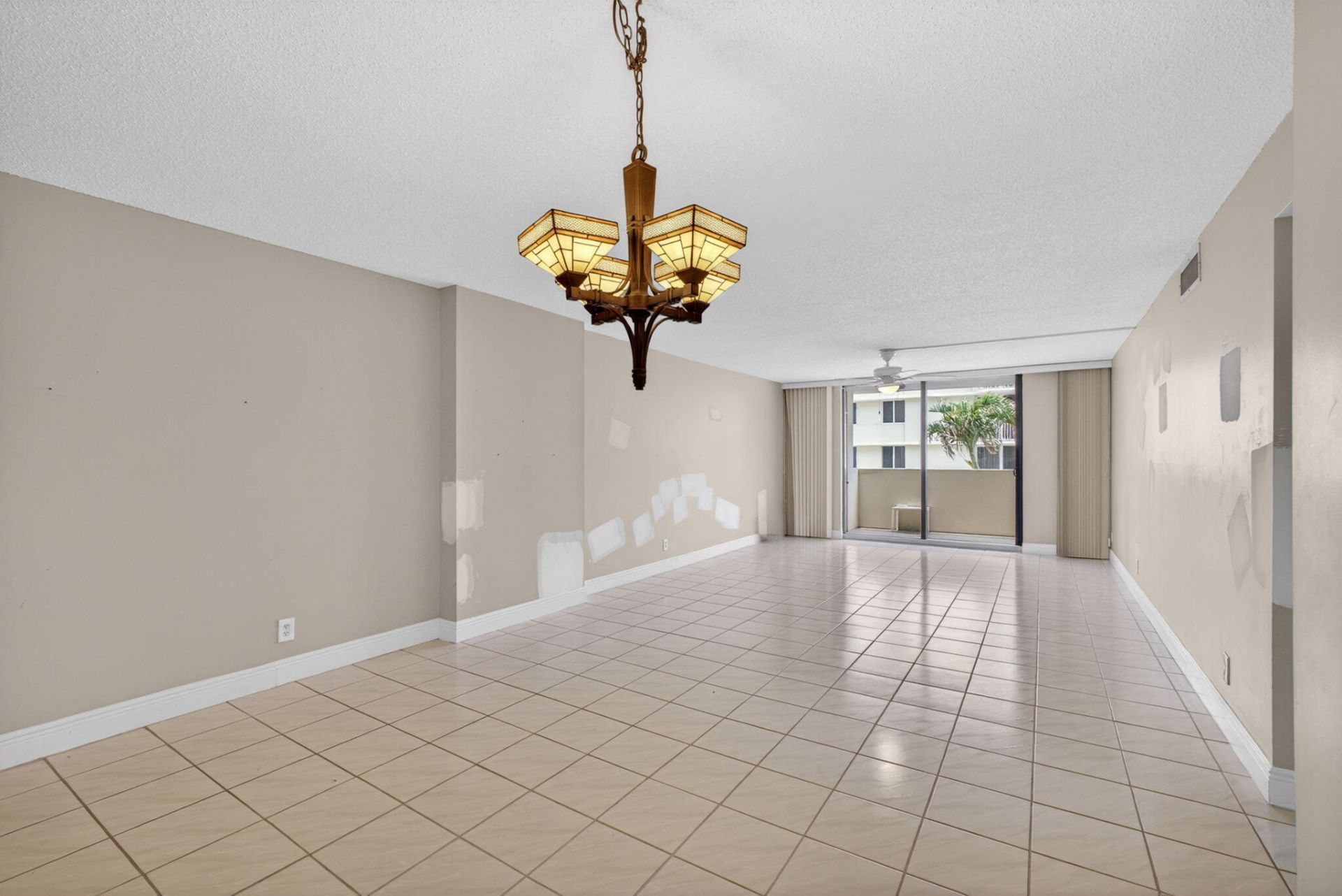 145 S Ocean Avenue, Unit 219, Palm Beach Shores, FL 33404 Photo