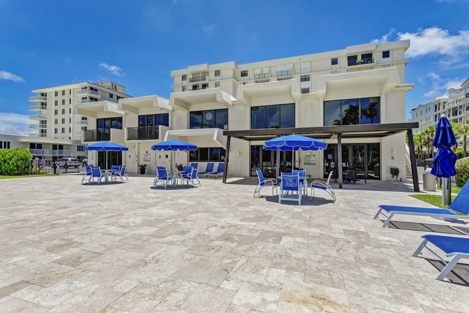 145 S Ocean Avenue, Unit 219, Palm Beach Shores, FL 33404 Photo